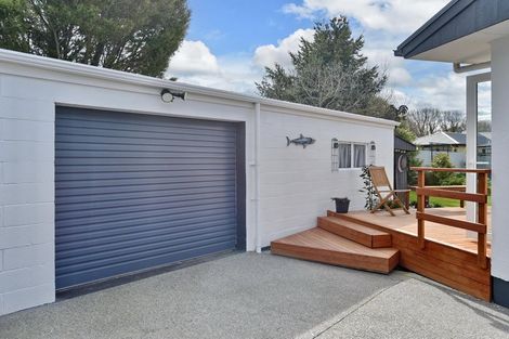 Photo of property in 7 Barclay Place, Burwood, Christchurch, 8061