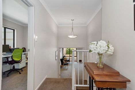 Photo of property in 98 River Road, Hamilton East, Hamilton, 3216