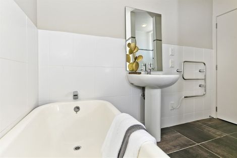 Photo of property in 20 Carol Lee Place, Albany Heights, Auckland, 0632