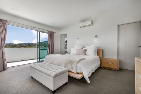 Photo of property in 12 Charlotte Way, Raumati South, Paraparaumu, 5032