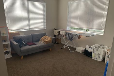 Photo of property in 82 Admirals Court Drive, Greenhithe, Auckland, 0632