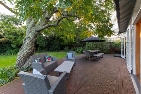 Photo of property in 28 Langston Avenue, Palmerston North, 4414