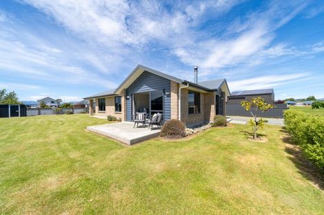 Photo of property in 25 Vancouver Place, Te Anau, 9600