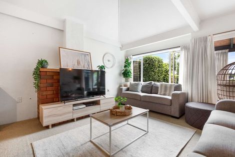 Photo of property in 28 Eleventh Avenue, Tauranga, 3110