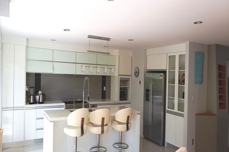 Photo of property in 34 Bur Oak Terrace, Schnapper Rock, Auckland, 0632