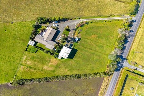 Photo of property in 242 Baylys Coast Road, Dargaville, 0377