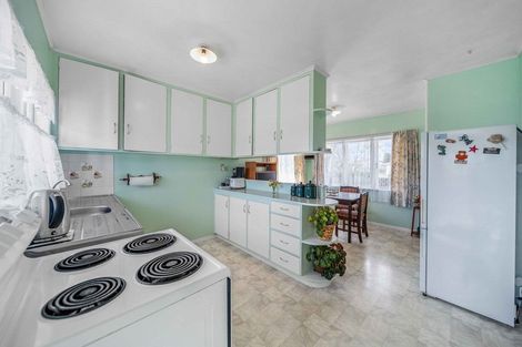 Photo of property in 23 Edinburgh Avenue, Rosehill, Papakura, 2113