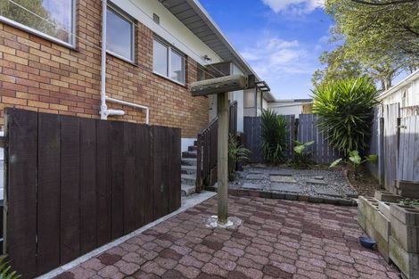 Photo of property in 3/1 Botany Road, Howick, Auckland, 2010