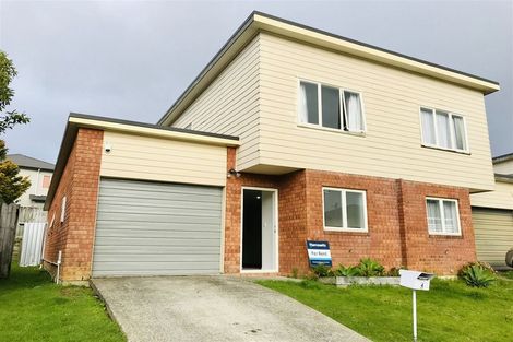 Photo of property in 4 Brashier Circle, Sunnyvale, Auckland, 0612