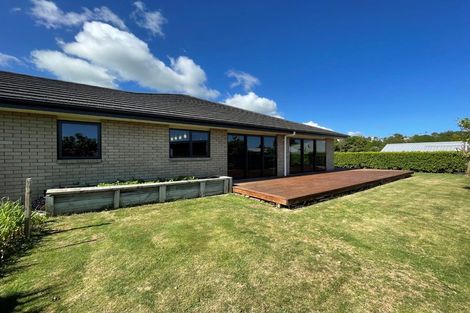 Photo of property in 6 Rayner Way, Glen Avon, New Plymouth, 4312