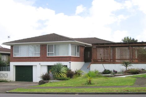 Photo of property in 64 Glenmore Road, Sunnyhills, Auckland, 2010