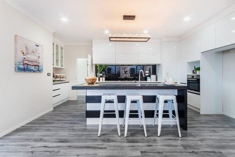 Photo of property in 21 Nightingale Road, Flat Bush, Auckland, 2019