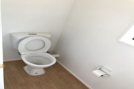 Photo of property in 8/177 Onewa Road, Birkenhead, Auckland, 0626