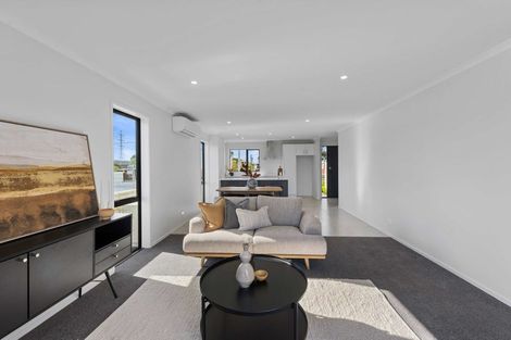 Photo of property in 1 Paapaakiri Loop, Takanini, 2112