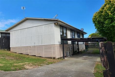 Photo of property in 1/8 Nearco Street, Randwick Park, Auckland, 2105