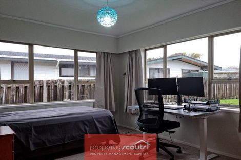 Photo of property in 72 Manu Crescent, Upper Vogeltown, New Plymouth, 4310