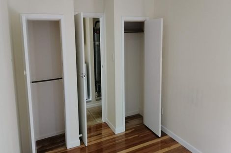 Photo of property in 35 Boundary Road, Kelburn, Wellington, 6012