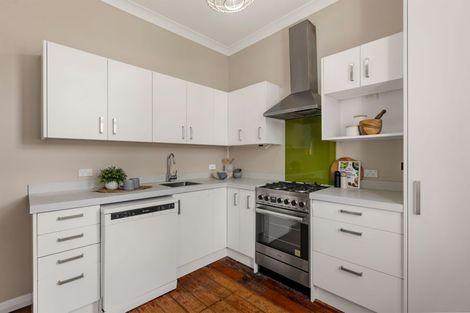 Photo of property in 35 Puriri Street, Miramar, Wellington, 6022