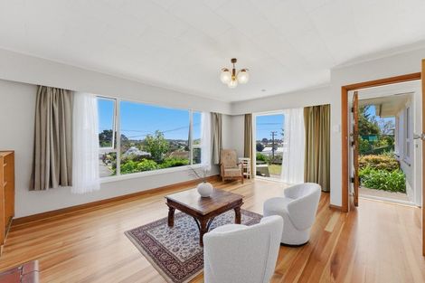 Photo of property in 251 Frankley Road, Frankleigh Park, New Plymouth, 4310