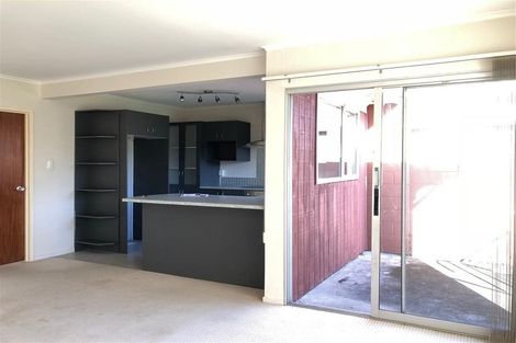 Photo of property in 2/13 Steele Street, Meadowbank, Auckland, 1072