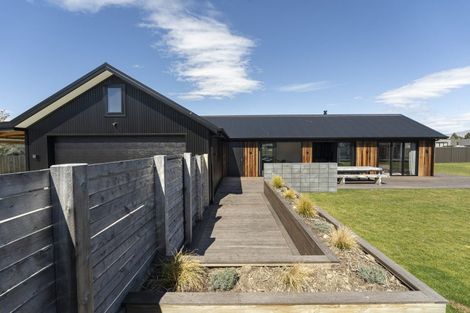 Photo of property in 6 Woodpecker Street, Lake Hawea, Wanaka, 9382
