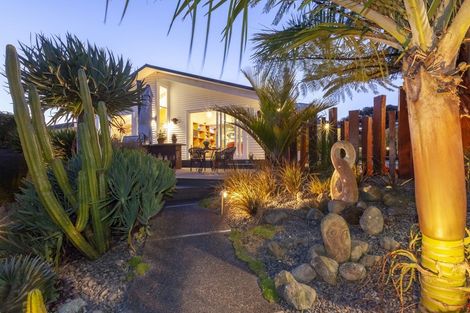 Photo of property in 12-14 Douglas Street, Paraparaumu Beach, Paraparaumu, 5032