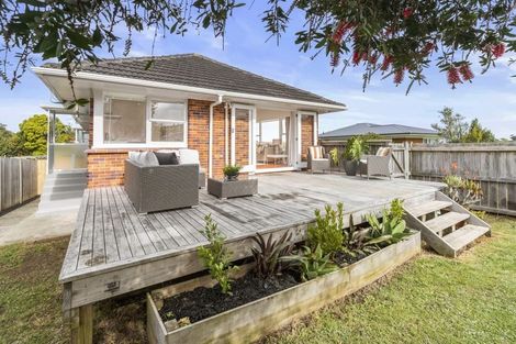 Photo of property in 1/8 Fowler Street, Northcote, Auckland, 0627