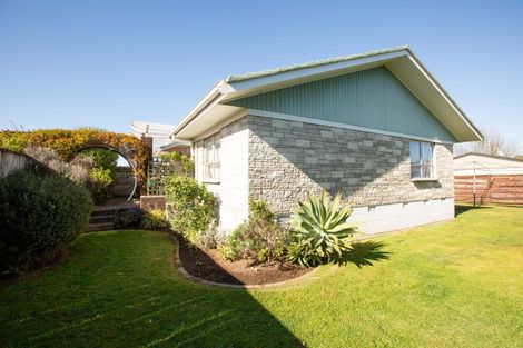 Photo of property in 24 Forest Lake Road, Forest Lake, Hamilton, 3200