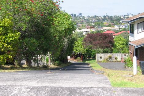 Photo of property in 19 Montclair Rise, Browns Bay, Auckland, 0630