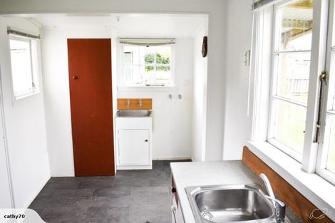 Photo of property in 12 Julia Street, Pahiatua, 4910