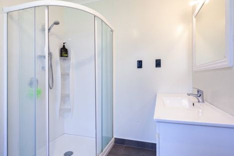 Photo of property in 102b Frankley Road, Frankleigh Park, New Plymouth, 4310