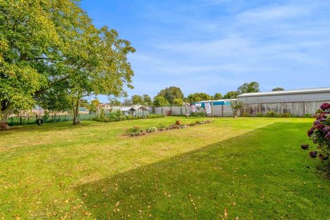 Photo of property in 1 Graham Street, Eltham, 4322