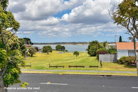 Photo of property in 193 Carnoustie Drive, Wattle Downs, Auckland, 2103