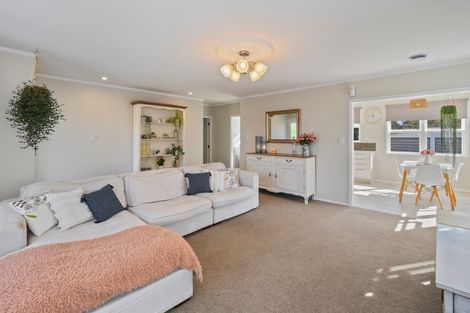 Photo of property in 13 Fairview Avenue, Opaheke, Papakura, 2113