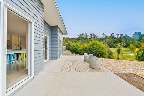 Photo of property in 166 Waimate Road North, Kerikeri, 0293