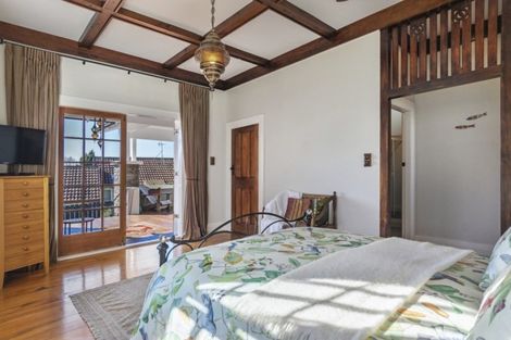 Photo of property in 366d Devonport Road, Tauranga South, Tauranga, 3112