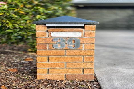 Photo of property in 39 Kinsella Crescent, Aidanfield, Christchurch, 8025