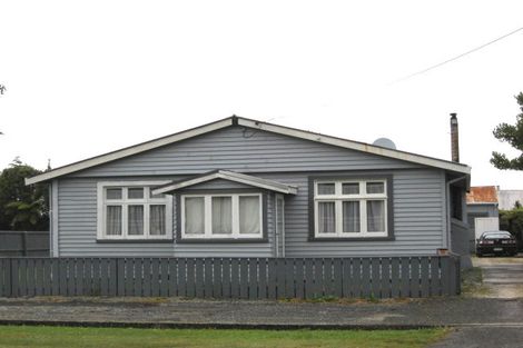 Photo of property in 14 Pakington Street, Westport, 7825