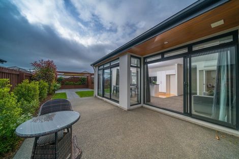 Photo of property in 21 Meyer Crescent, Halswell, Christchurch, 8025