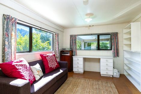 Photo of property in 67a York Street, Picton, 7220