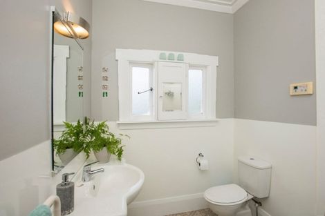 Photo of property in 25 Cook Street, Te Hapara, Gisborne, 4010