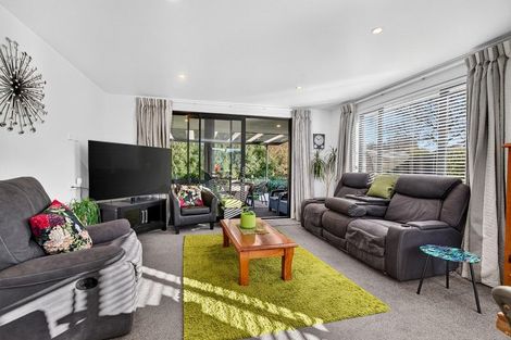 Photo of property in 23 Tarata Grove, Lansdowne, Masterton, 5810