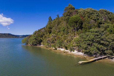 Photo of property in 2826 Tairua Whitianga Road, Kaimarama, Whitianga, 3591