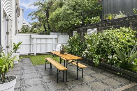 Photo of property in 31 Goring Street, Thorndon, Wellington, 6011