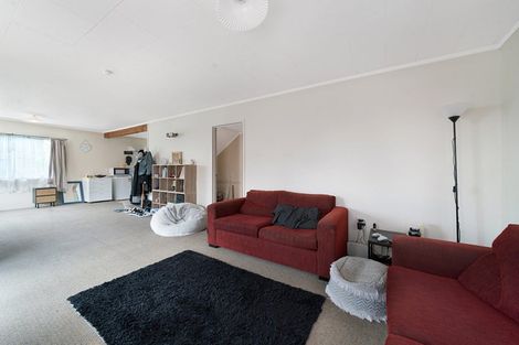 Photo of property in 4134 Great North Road, Glendene, Auckland, 0602