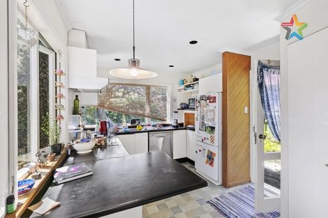 Photo of property in 22 Miro Street, Eastbourne, Lower Hutt, 5013