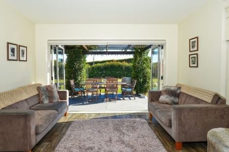 Photo of property in 51 Omarunui Road, Waiohiki, Napier, 4183
