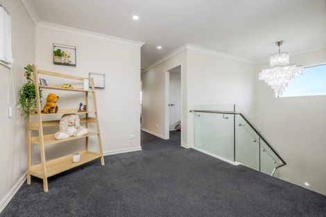 Photo of property in 29 Black Beech Crescent, Takanini, 2110