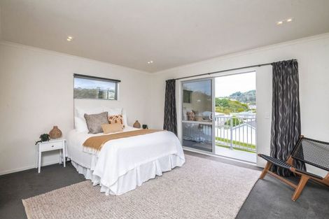 Photo of property in 10 Flotilla Place, Whitby, Porirua, 5024
