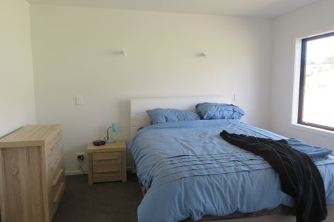 Photo of property in 19 Pohutukawa Drive, Cable Bay, 0420